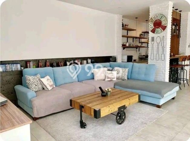 Vila Terawat Kawasan , Area 190m2m², Kawasan Asri dan nyaman Vila Terawat Kawasan , Area 190m2m², Kawasan Asri dan nyaman