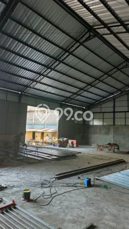 Disewakan Gudang di Kawasan Ramai Sesetan Luas 500m2 Disewakan Gudang di Kawasan Ramai Sesetan Luas 500m2