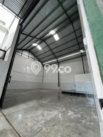 Area Ramai! Gudang Dijual di Denpasar Utara untuk Bisnis Luas Bangunan 130m2 Area Ramai! Gudang Dijual di Denpasar Utara untuk Bisnis Luas Bangunan 130m2