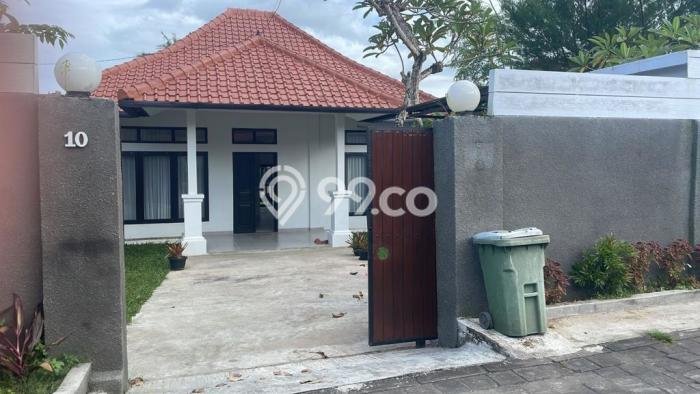 AREA PREMIUM! Vila Kawasan , Luas 360m2m², Pemandangan Menarik sekitar AREA PREMIUM! Vila Kawasan , Luas 360m2m², Pemandangan Menarik sekitar