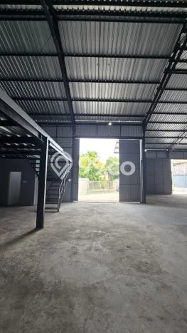 Disewakan Gudang di Kawasan Ramai Sesetan Luas 500m2 Disewakan Gudang di Kawasan Ramai Sesetan Luas 500m2