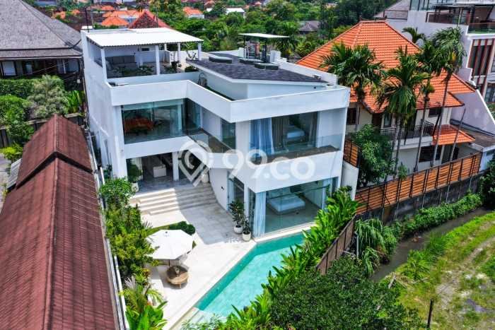 AREA PREMIUM! Vila Kawasan , Ukuran 405m2m², Dekat pusat umum AREA PREMIUM! Vila Kawasan , Ukuran 405m2m², Dekat pusat umum