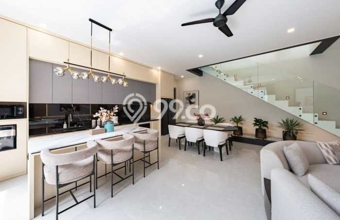 For Sale Vila di , Dimensi 200m2m², Lokasi Premium For Sale Vila di , Dimensi 200m2m², Lokasi Premium