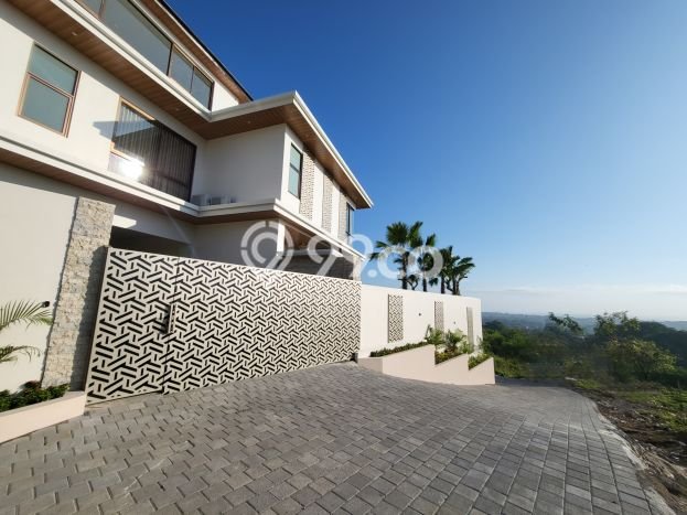 DIJUAL! Vila Kawasan , Area 800m2m², Lokasi Strategis DIJUAL! Vila Kawasan , Area 800m2m², Lokasi Strategis