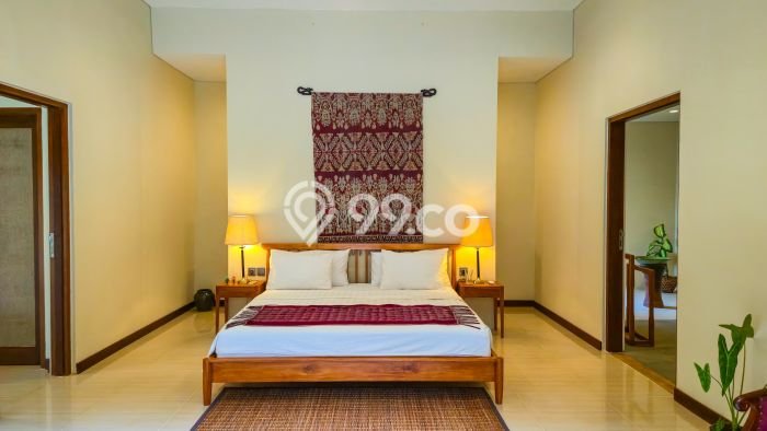 LOKASI STRATEGIS! Vila Kawasan , Luas 1240m2m², Lokasi Prima LOKASI STRATEGIS! Vila Kawasan , Luas 1240m2m², Lokasi Prima