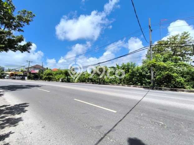 Tanah Dijual Lokasi Strategis di Denpasar dengan Luas 2200m2 Tanah Dijual Lokasi Strategis di Denpasar dengan Luas 2200m2