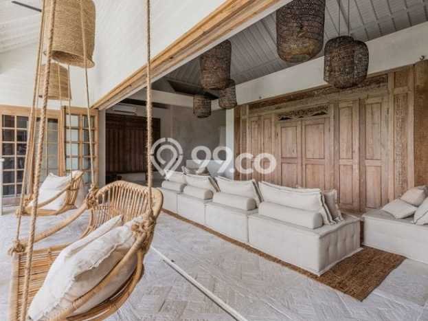 Vila Potensial Kawasan , Luas 1563m2m², Area Asri untuk Anda Vila Potensial Kawasan , Luas 1563m2m², Area Asri untuk Anda