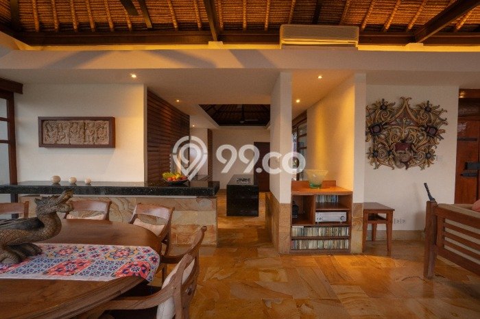 DIJUAL! Vila Kawasan , Area 2460m2m², Posisi Premium DIJUAL! Vila Kawasan , Area 2460m2m², Posisi Premium