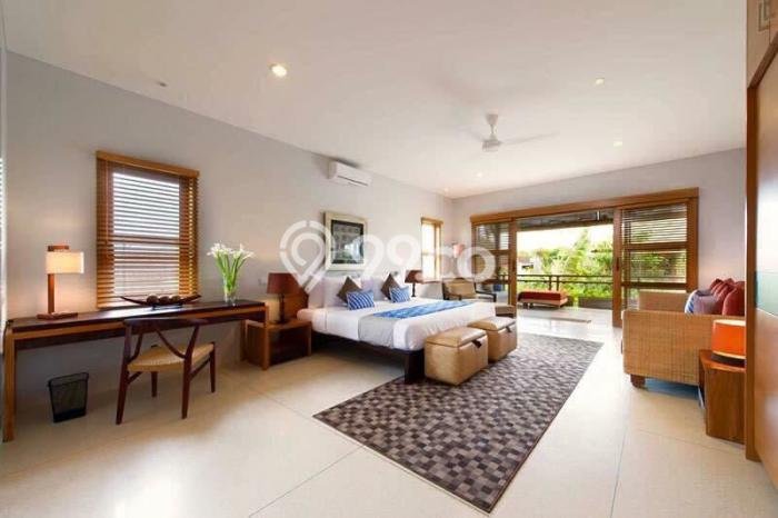 LOKASI STRATEGIS! Vila di , Luas 1800m2m², Dekat pusat kota LOKASI STRATEGIS! Vila di , Luas 1800m2m², Dekat pusat kota