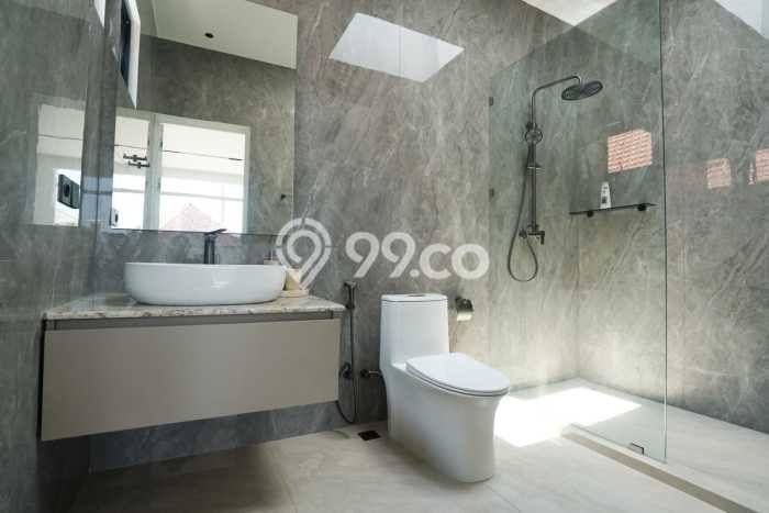 AREA PREMIUM! Vila Kawasan , Ukuran 405m2m², Dekat pusat umum AREA PREMIUM! Vila Kawasan , Ukuran 405m2m², Dekat pusat umum