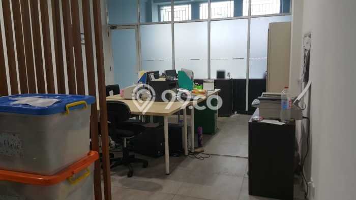 Disewakan Ruko di Kawasan Ramai Srengseng Luas 67m2 Disewakan Ruko di Kawasan Ramai Srengseng Luas 67m2