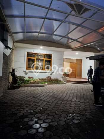 Rumah di Setiabudi, Siap Huni, 3 KT Rumah di Setiabudi, Siap Huni, 3 KT