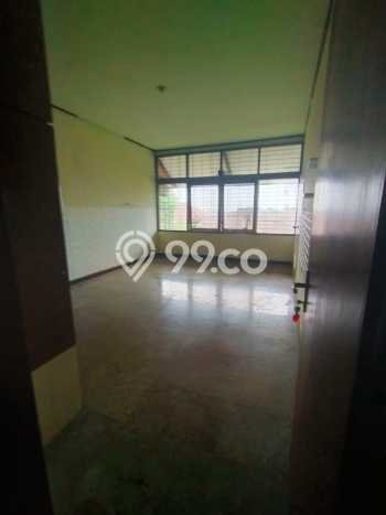 Disewakan! Rumah 4 Kamar Tidur &
3 Kamar Mandi di Bandung Utara, Bandung Disewakan! Rumah 4 Kamar Tidur &
3 Kamar Mandi di Bandung Utara, Bandung