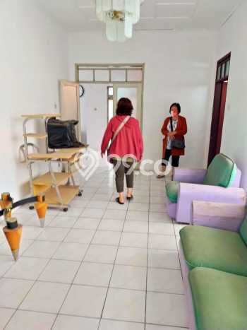 SPECIAL RATE! Rumah di Pajajaran, 4 KT, Area Sejuk, Luas 390m² Bangunan 300m² SPECIAL RATE! Rumah di Pajajaran, 4 KT, Area Sejuk, Luas 390m² Bangunan 300m²
