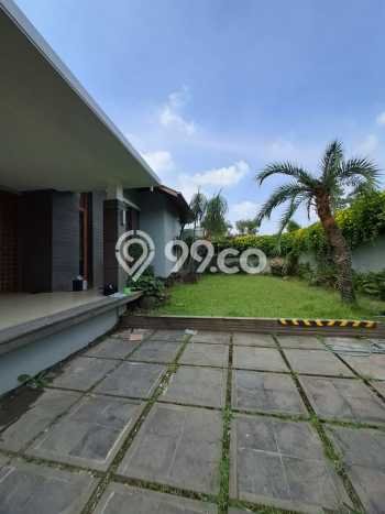 Disewakan! Rumah 4 Kamar Tidur &
3 Kamar Mandi di Setiabudi, Bandung Disewakan! Rumah 4 Kamar Tidur &
3 Kamar Mandi di Setiabudi, Bandung