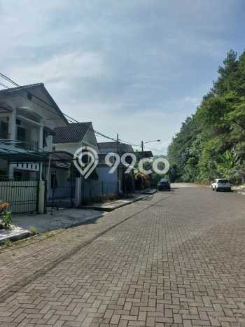 Hunian Elit LB 300m2 Siap Pakai Desain Elegan di Setiabudi, Bandung Hunian Elit LB 300m2 Siap Pakai Desain Elegan di Setiabudi, Bandung