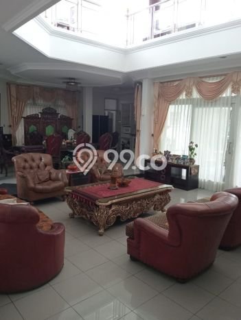 Dijual Rumah Mewah Megah Dengan View Cantik di Sayap Dago, Bandung Dijual Rumah Mewah Megah Dengan View Cantik di Sayap Dago, Bandung