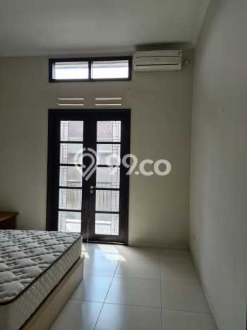 Rumah sewa siap pakai 4 KT di Kota Baru Parahyangan, Bandung Rumah sewa siap pakai 4 KT di Kota Baru Parahyangan, Bandung