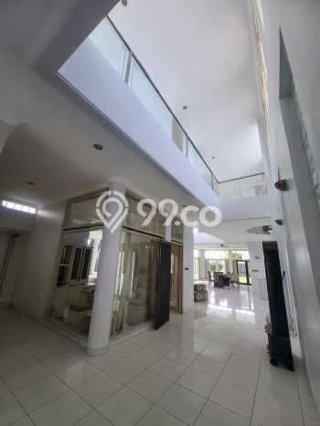 Hunian Elit LB 850m2 Siap Huni Desain Elegan di Setiabudi, Bandung Hunian Elit LB 850m2 Siap Huni Desain Elegan di Setiabudi, Bandung