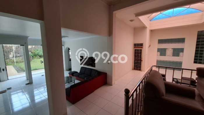 Rumah Elit Modern Tanpa Renovasi di Pasteur Bandung Rumah Elit Modern Tanpa Renovasi di Pasteur Bandung