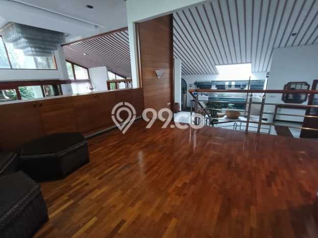 Rumah Sewa Bandung LT 1600m2 LB 600m2 Area Setiabudi Rumah Sewa Bandung LT 1600m2 LB 600m2 Area Setiabudi