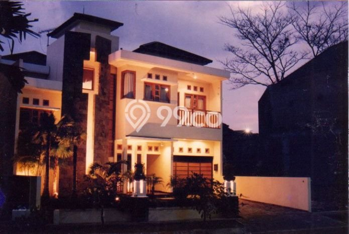 Disewakan Rumah Murah di Pasteur Bandung dengan 3 Kamar Tidur Disewakan Rumah Murah di Pasteur Bandung dengan 3 Kamar Tidur
