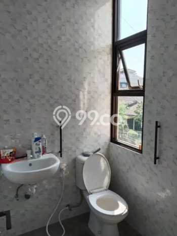For Sale! Premium House LT 185m2 Desain Modern di Surya Sumantri For Sale! Premium House LT 185m2 Desain Modern di Surya Sumantri