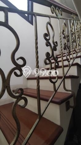 FOR SALE Hunian Apartemen Luxury di Cempaka Putih dengan 4 Kamar Tidur & Luas 225m2 FOR SALE Hunian Apartemen Luxury di Cempaka Putih dengan 4 Kamar Tidur & Luas 225m2