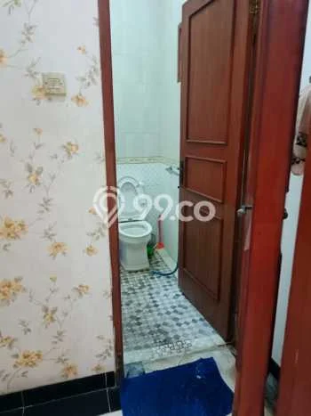 Rumah sewa siap pakai 8 Kamar Tidur di Rawamangun, Jakarta Timur Rumah sewa siap pakai 8 Kamar Tidur di Rawamangun, Jakarta Timur