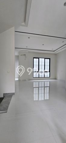 Rumah Luxury Modern Siap Huni di Graha Surabaya Rumah Luxury Modern Siap Huni di Graha Surabaya