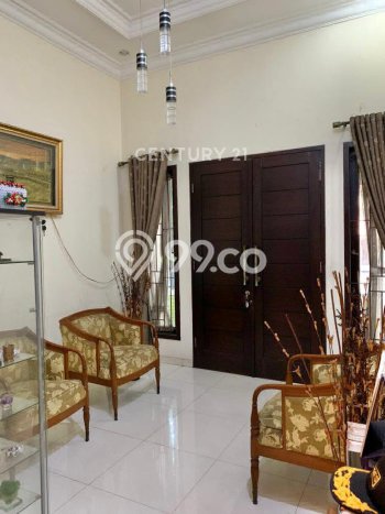 Hunian Mewah LB 250m2 Siap Pakai Desain Elegan di Rawamangun, Jakarta Timur Hunian Mewah LB 250m2 Siap Pakai Desain Elegan di Rawamangun, Jakarta Timur