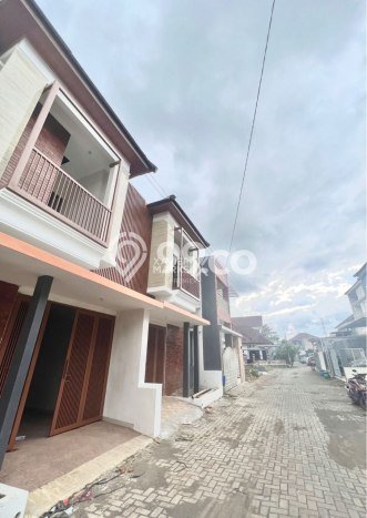 Jual Rumah Modern 7 KT di Tunggulwulung, Malang Jual Rumah Modern 7 KT di Tunggulwulung, Malang