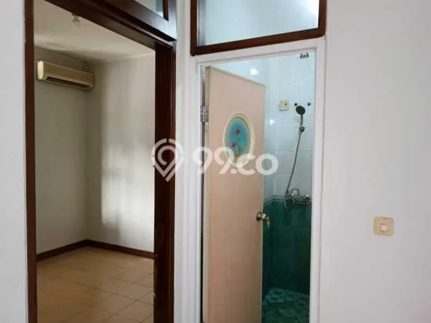 Rumah Luas Asri 2 KT Siap Huni di Alam Sutera Tangerang Rumah Luas Asri 2 KT Siap Huni di Alam Sutera Tangerang