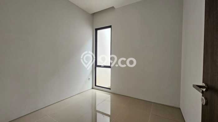 Hunian Mewah Siap Huni LT 105m2 di Cisauk, Tangerang Hunian Mewah Siap Huni LT 105m2 di Cisauk, Tangerang