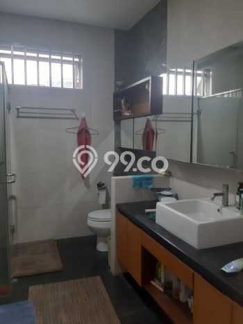 Hunian Mewah LB 280m2 Siap Huni Desain Elegan di Bintaro, Tangerang Selatan Hunian Mewah LB 280m2 Siap Huni Desain Elegan di Bintaro, Tangerang Selatan
