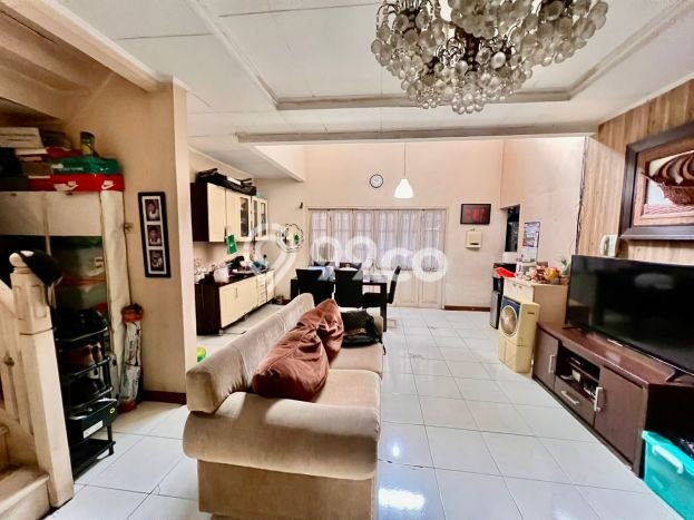 Rumah Elit Modern Siap Huni di Bintaro Tangerang Selatan Rumah Elit Modern Siap Huni di Bintaro Tangerang Selatan