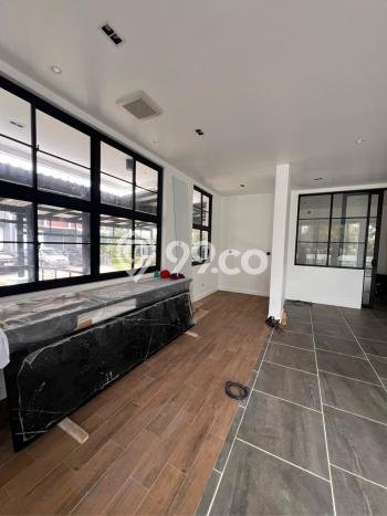 Rumah Elit Modern Tanpa Renovasi di Bintaro Tangerang Selatan Rumah Elit Modern Tanpa Renovasi di Bintaro Tangerang Selatan