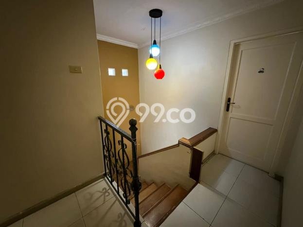 Jual Rumah Luas Elegan Dengan View Eksklusif di Bintaro, Tangerang Selatan Jual Rumah Luas Elegan Dengan View Eksklusif di Bintaro, Tangerang Selatan