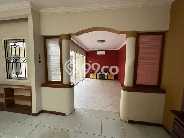 Jual Rumah Luas Elegan Dengan View Eksklusif di Bintaro, Tangerang Selatan Jual Rumah Luas Elegan Dengan View Eksklusif di Bintaro, Tangerang Selatan