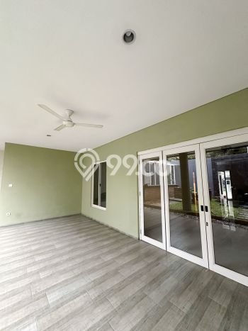 Disewakan! Rumah 6 Kamar Tidur &
3 Kamar Mandi di Lebak Bulus, Jakarta Selatan Disewakan! Rumah 6 Kamar Tidur &
3 Kamar Mandi di Lebak Bulus, Jakarta Selatan