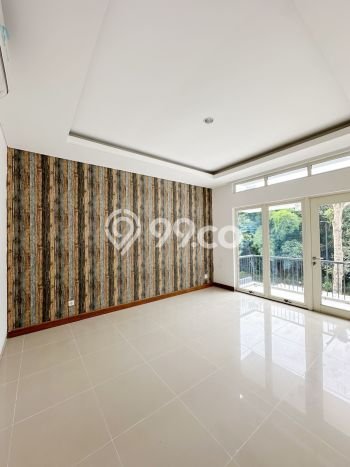 Disewakan! Rumah 6 Kamar Tidur &
3 Kamar Mandi di Lebak Bulus, Jakarta Selatan Disewakan! Rumah 6 Kamar Tidur &
3 Kamar Mandi di Lebak Bulus, Jakarta Selatan