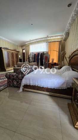 Rumah Elit LB 800m2 Siap Pakai Desain Elegan di Bintaro, Tangerang Selatan Rumah Elit LB 800m2 Siap Pakai Desain Elegan di Bintaro, Tangerang Selatan