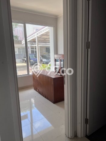 Rumah Luas Asri 3 KT Siap Huni di Graha Raya Tangerang Rumah Luas Asri 3 KT Siap Huni di Graha Raya Tangerang