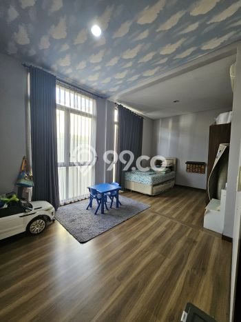 Rumah Mewah LB 285m2 Siap Pakai Desain Elegan di BSD, Tangerang Rumah Mewah LB 285m2 Siap Pakai Desain Elegan di BSD, Tangerang