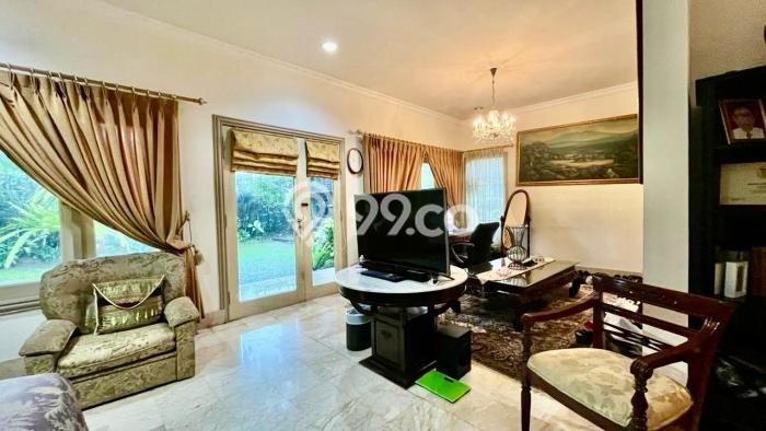 Rumah Mewah LB 353m2 Siap Huni Desain Elegan di Cipete, Jakarta Selatan Rumah Mewah LB 353m2 Siap Huni Desain Elegan di Cipete, Jakarta Selatan
