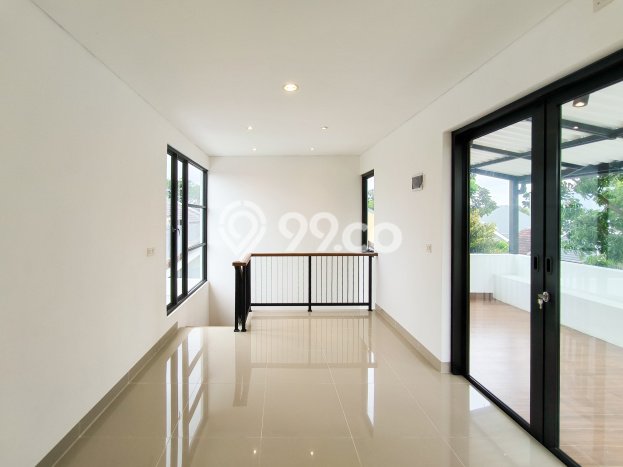 Rumah Luas Asri 4 KT Siap Pakai di Bintaro Tangerang Selatan Rumah Luas Asri 4 KT Siap Pakai di Bintaro Tangerang Selatan