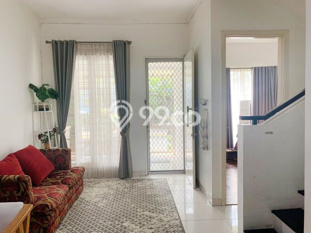 Dijual Rumah Mewah Elegan Dengan View Cantik di Bintaro, Jakarta Selatan Dijual Rumah Mewah Elegan Dengan View Cantik di Bintaro, Jakarta Selatan