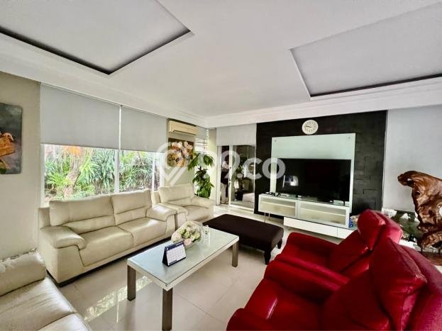 Jual Rumah Mewah Elegan Dengan View Cantik di Bintaro, Tangerang Selatan Jual Rumah Mewah Elegan Dengan View Cantik di Bintaro, Tangerang Selatan