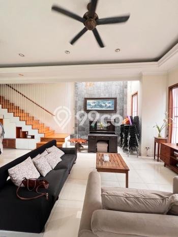 Rumah Elit Modern Siap Huni di Tanah Kusir Jakarta Selatan Rumah Elit Modern Siap Huni di Tanah Kusir Jakarta Selatan