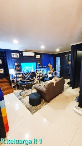 Dijual Rumah Mewah Elegan Dengan View Eksklusif di Bintaro, Tangerang Selatan Dijual Rumah Mewah Elegan Dengan View Eksklusif di Bintaro, Tangerang Selatan